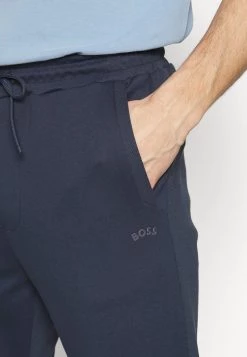 BOSS HADIKO CURVED - Pantalones Deportivos - Navy, Hombre 9 BOSS HADIKO CURVED - Pantalones Deportivos - Navy, Hombre -Outlet BOSS Tienda 0a82a6359cf44a83bb1cc1cf10b7dfb7