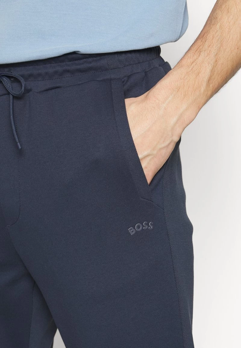 BOSS HADIKO CURVED - Pantalones Deportivos - Navy, Hombre 5 BOSS HADIKO CURVED - Pantalones Deportivos - Navy, Hombre - Imagen 5