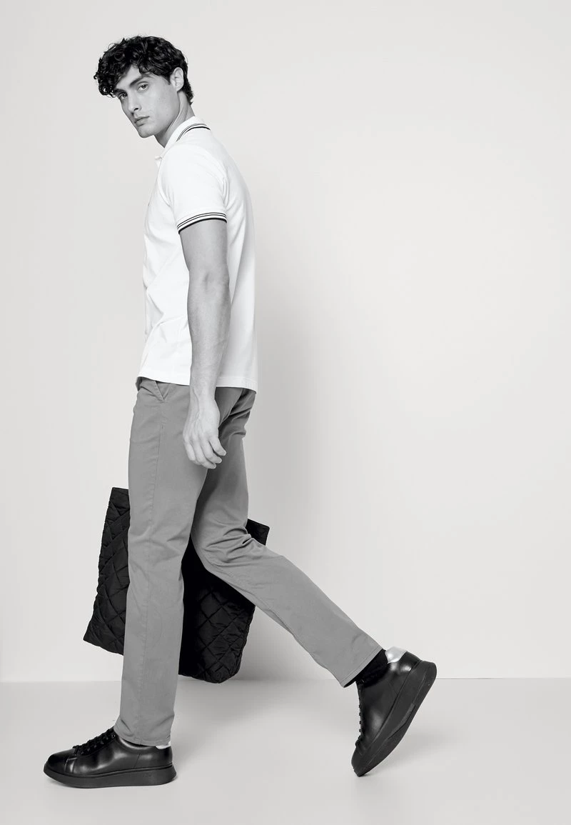 BOSS Pantalones Chinos - Dark Grey, Hombre 4 BOSS Pantalones Chinos - Dark Grey, Hombre - Imagen 4