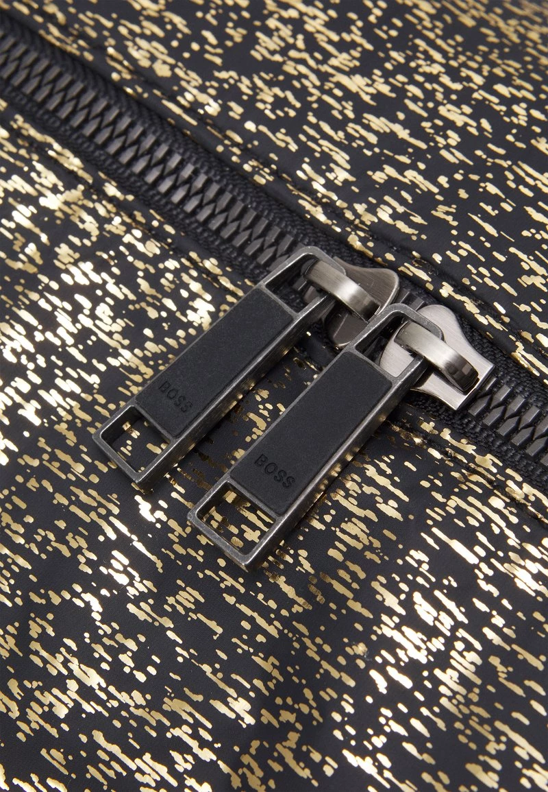 BOSS HOLDALL UNISEX - Bolsa De Viaje - Gold-coloured, Unisexo 6 BOSS HOLDALL UNISEX - Bolsa De Viaje - Gold-coloured, Unisexo - Imagen 6