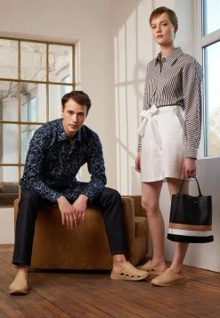 BOSS TITANIUM UNISEX - Sandalias Planas - Open Beige, Unisexo -Outlet BOSS Tienda 4832005560c440e889ab0199573c2767