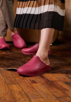 BOSS TITANIUM UNISEX - Sandalias Planas - Bright Pink, Unisexo