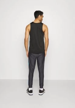 BOSS HICON GYM - Pantalones Deportivos - Dark Blue, Hombre 7 BOSS HICON GYM - Pantalones Deportivos - Dark Blue, Hombre -Outlet BOSS Tienda 57d939d1e4254c68ab8fdad40284c87b