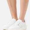 BOSS AMBER - Zapatillas - Open White, Mujer