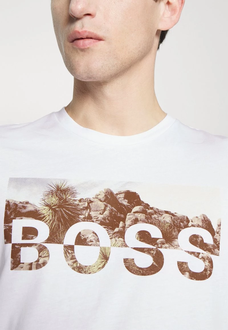 BOSS TYRO - Camiseta Estampada - Natural, Hombre 6 BOSS TYRO - Camiseta Estampada - Natural, Hombre - Imagen 6