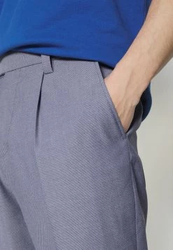 BOSS PERIN PLEAT - Pantalones Chinos - Medium Blue, Hombre -Outlet BOSS Tienda 77d3a565283242cabc6ba621bd9c482e