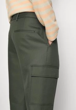 BOSS PERIN - Pantalones Cargo - Open Green, Hombre -Outlet BOSS Tienda 82bd8c07339546e5b53f9c7e49e7cf41