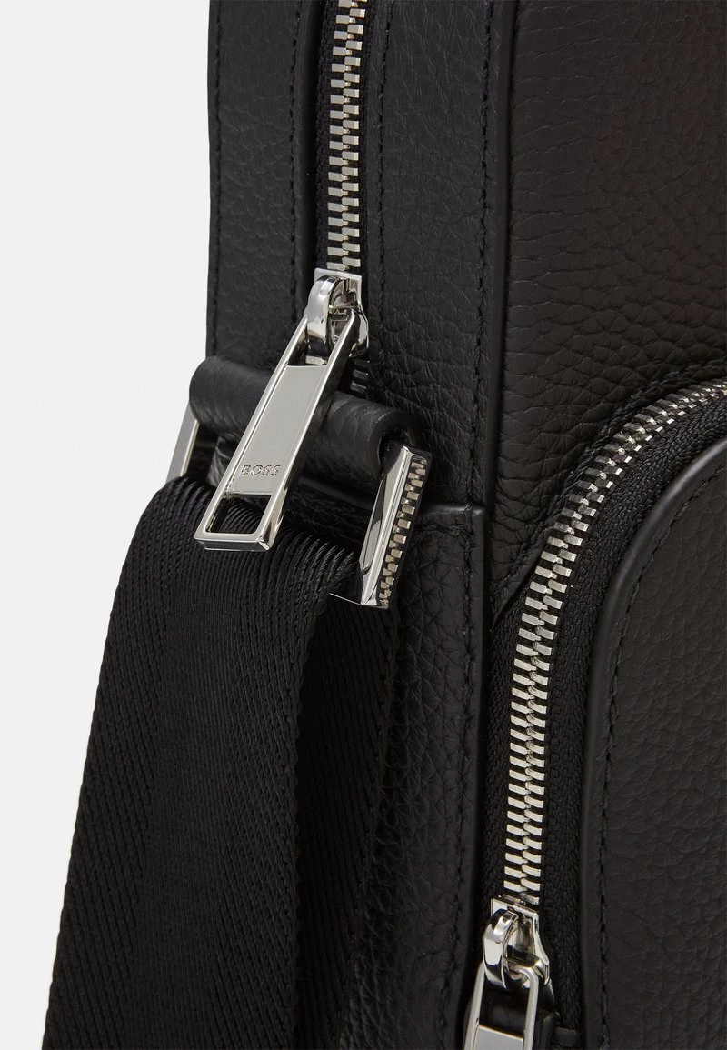 BOSS CROSSTOWN - Bandolera - Black, Hombre 4 BOSS CROSSTOWN - Bandolera - Black, Hombre - Imagen 4