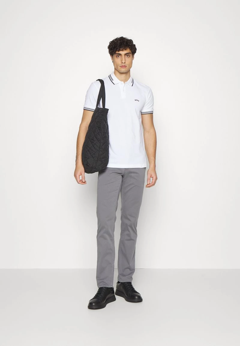 BOSS Pantalones Chinos - Dark Grey, Hombre 2 BOSS Pantalones Chinos - Dark Grey, Hombre - Imagen 2