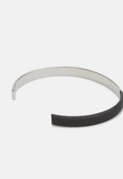 BOSS BAINES UNISEX - Pulsera - Silver-coloured, Unisexo -Outlet BOSS Tienda b276dc9b27af41c5a38d3b7aee7a3663