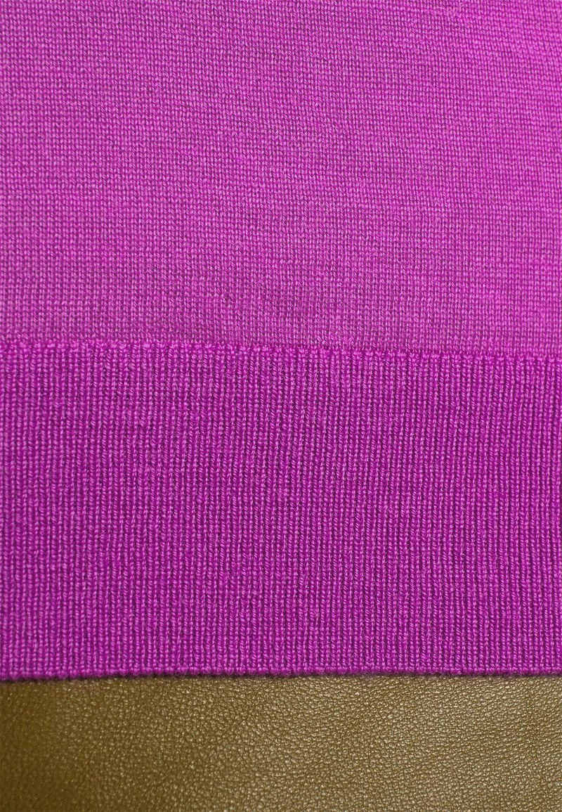 BOSS FALYSSIA - Camiseta Básica - Bright Purple, Mujer 7 BOSS FALYSSIA - Camiseta Básica - Bright Purple, Mujer - Imagen 7