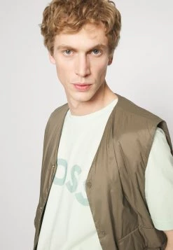 BOSS NAPS TEE - Camiseta Estampada - Open Green, Hombre 9 BOSS NAPS TEE - Camiseta Estampada - Open Green, Hombre -Outlet BOSS Tienda de2b065bfa444ea9978698435bc18484