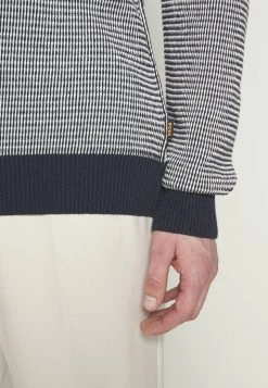 BOSS KOSPONSIL - Jersey De Punto - Dark Blue, Hombre 11 BOSS KOSPONSIL - Jersey De Punto - Dark Blue, Hombre -Outlet BOSS Tienda e150c80fef5c4e1eac8561f8ff0c9985