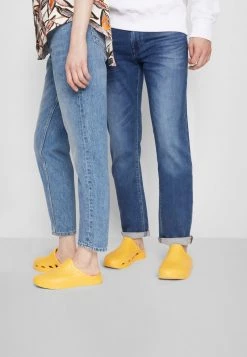 BOSS TITANIUM UNISEX - Sandalias Planas - Open Yellow, Unisexo -Outlet BOSS Tienda e9f1c9bc1d694063ad4c359a903334db