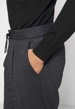 BOSS PERIN - Pantalones - Medium Grey, Hombre 11 BOSS PERIN - Pantalones - Medium Grey, Hombre -Outlet BOSS Tienda f5813064a07e4ddf973c3b017320173f