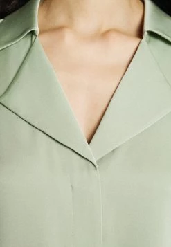 BOSS BRETA - Camisa - Light/pastel Green, Mujer 15 BOSS BRETA - Camisa - Light/pastel Green, Mujer -Outlet BOSS Tienda ffed6e1e6e56446fa13d96ace01934b6